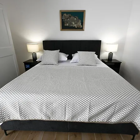 Apartman Zrno Soli 아파트 자다르